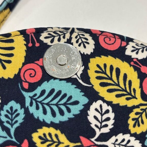 Vera Bradley Happy Snails Women’s Crossbody  Wallet Quilted Cotton Retired 2011 - Picture 12 of 16